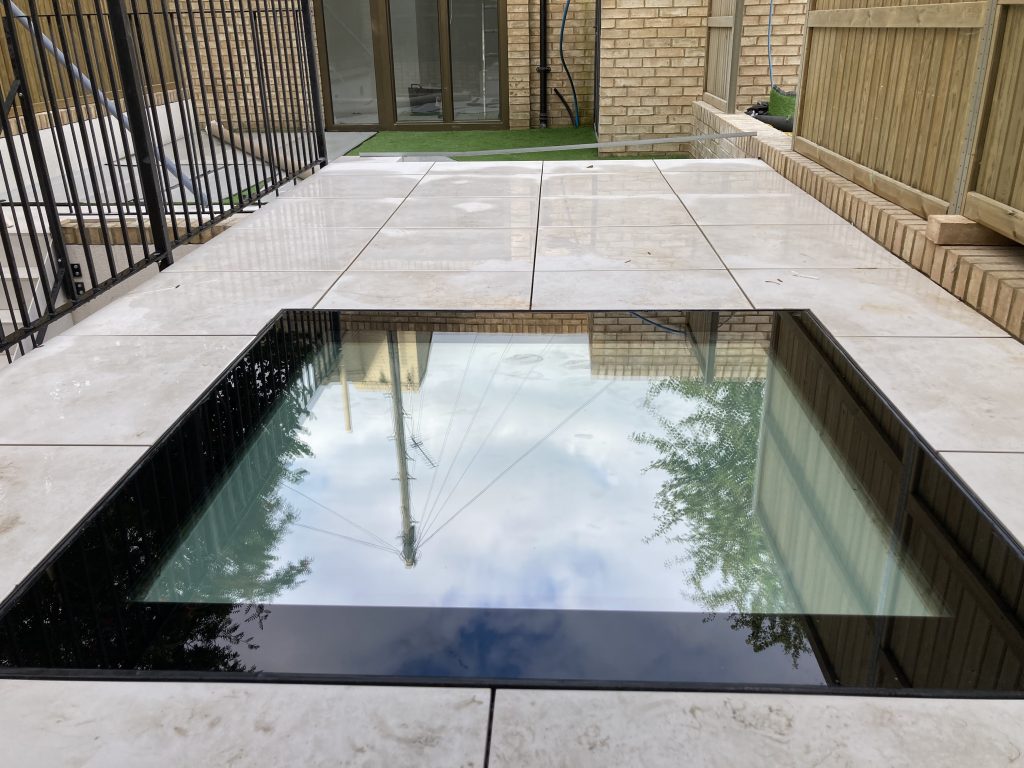 external walk on glass floor